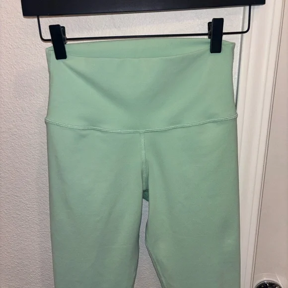 ALO Yoga 7/8 Airbrush Spearmint Leggings - Small - Picture 7 of 8